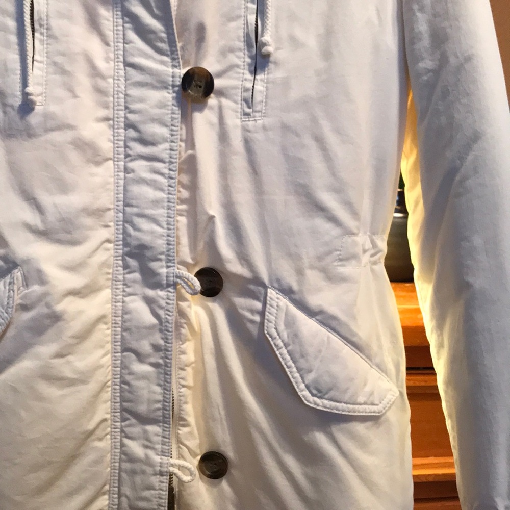 American Eagle Snow Jacket - Picture 3 of 8